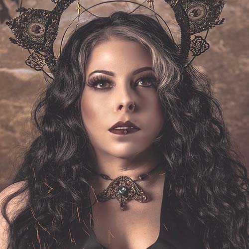 Shannon M Daoust